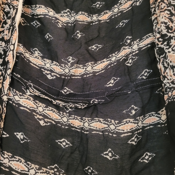 Bohemian Shrug - Picture 4 of 5